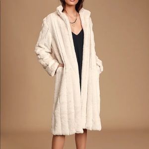 Cozy Queen White Faux Fur Long Coat Bridal Wedding Jacket Chic Lulu’s